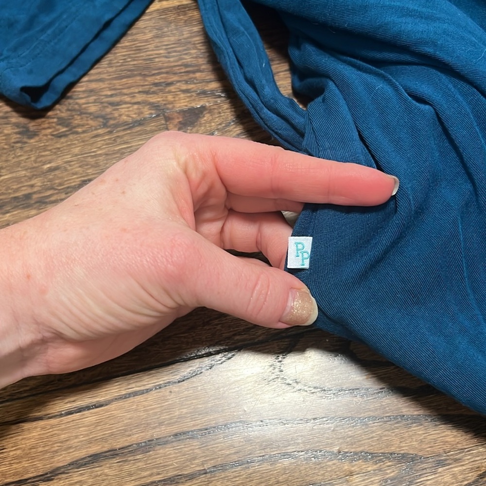 Posh Peanut Bamboo Super Soft Robe - Picture 8 of 11